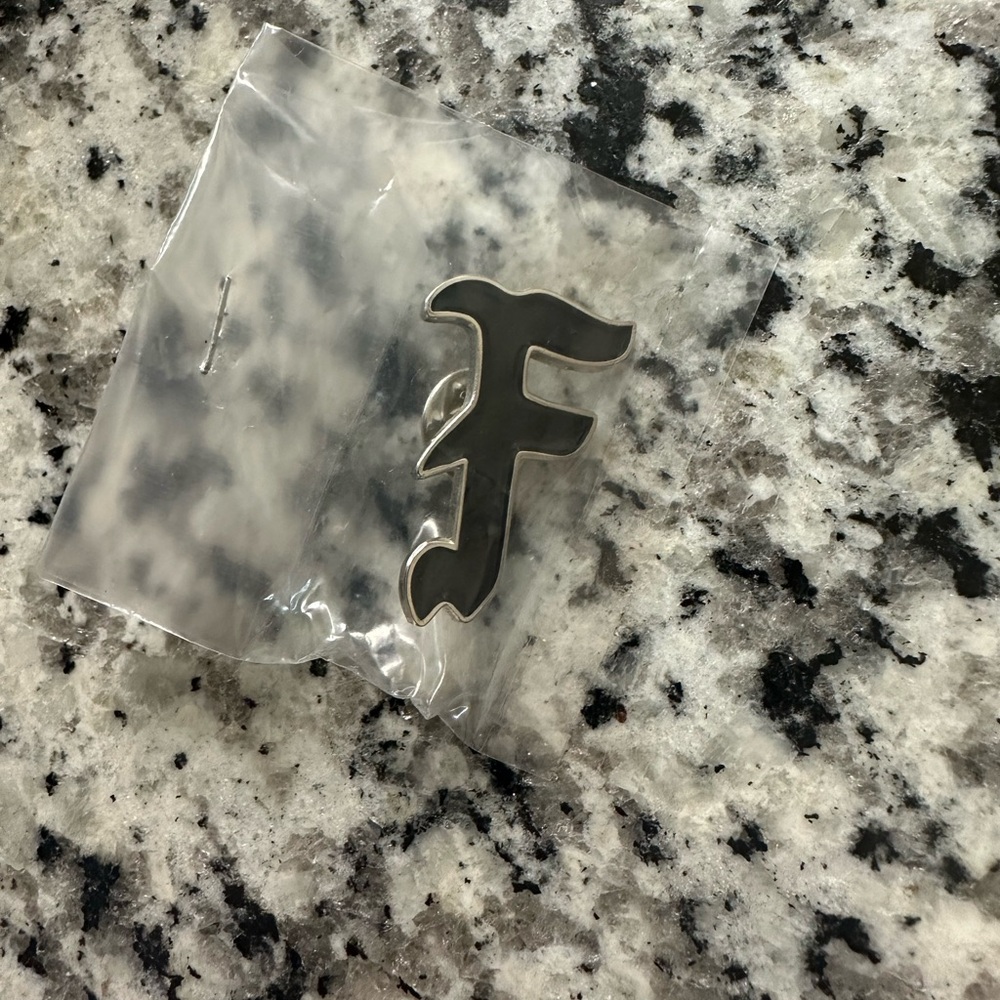 NEW Forward Observations Group FOG ULTRA rare lapel pin NSW